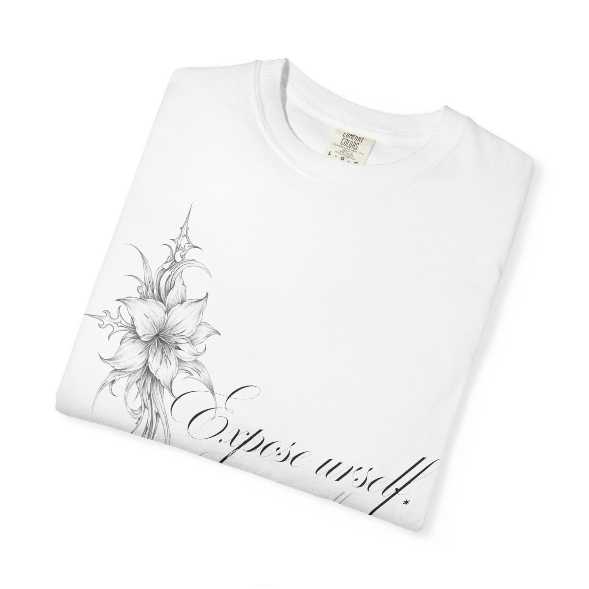 Expose yourself script text T-shirt | minimalist typography tee